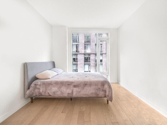 Building Photo - 1 bedroom in New York NY 10036