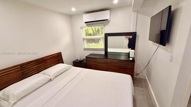 Foto del edificio - 2255 SW 33rd Ave