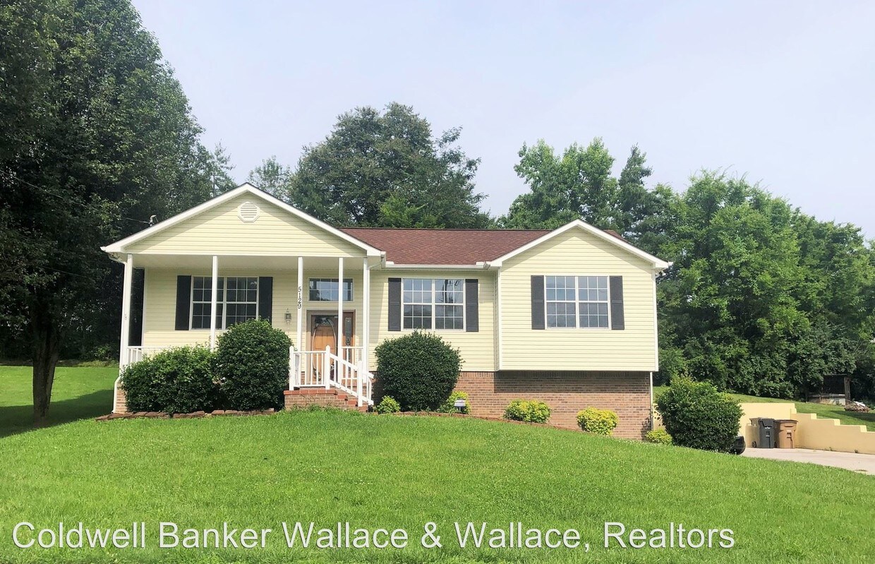 Foto principal - 3 br, 2.5 bath House - 5129 Aubrey Lane