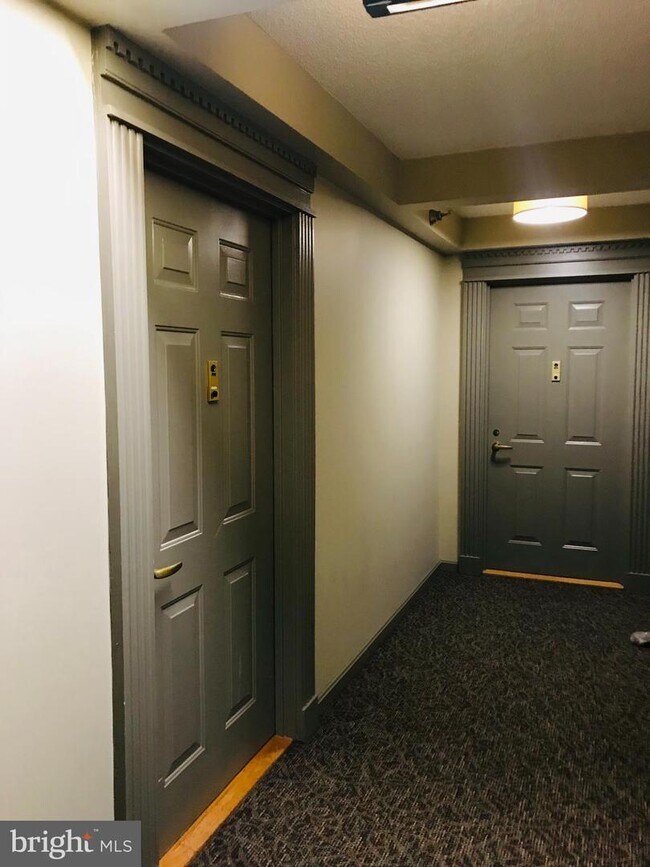 Foto del edificio - 900 N Stafford St