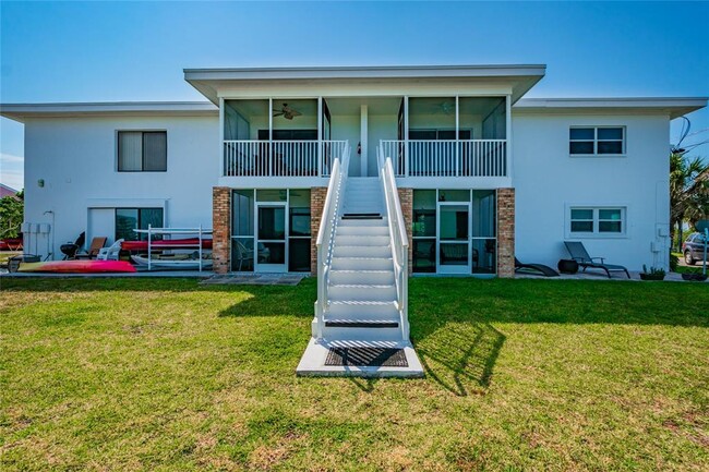 Building Photo - 2616 St Joseph Dr W