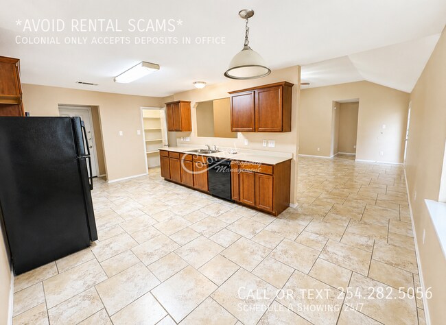 Foto del edificio - 1307 Copper Creek Dr