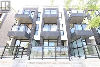 Building Photo - 1667 Bur Oak Ave