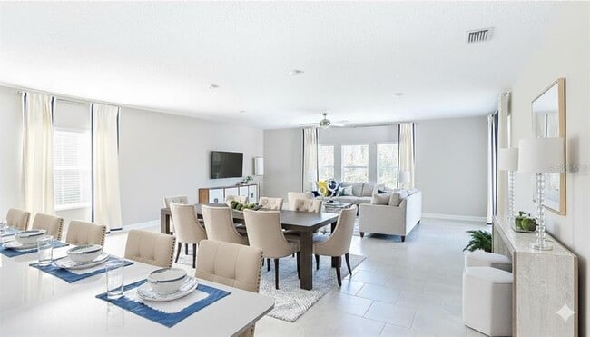 Building Photo - 5267 Dagenham Dr