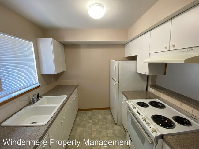 Foto del edificio - 2 br, 1 bath House - 2715 W. Maplewood Ave...