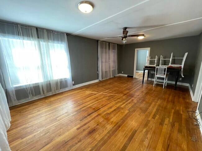 Foto del edificio - 716 S Bradford St