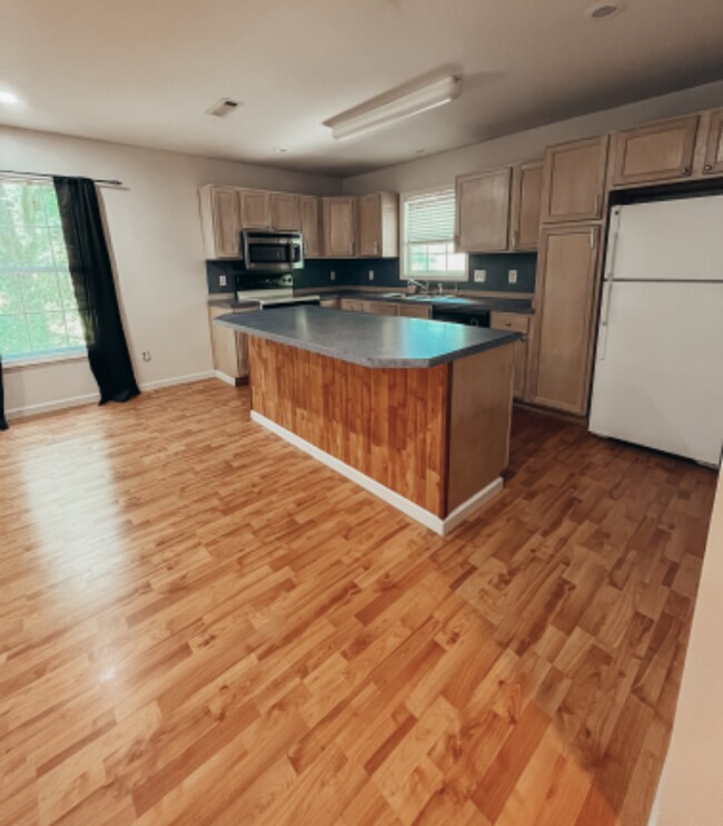 Foto del edificio - 214 Church Ave