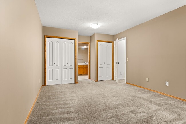 Building Photo - 3730 Edinburgh Pl