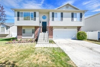 Building Photo - 2928 2075 S