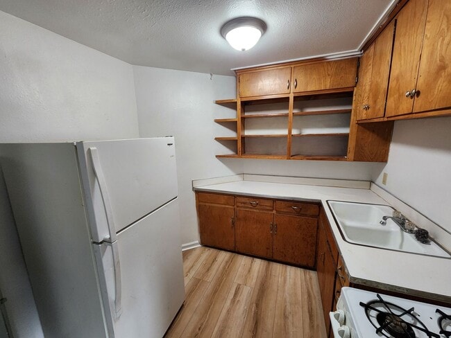 Building Photo - 3920 14th Ave