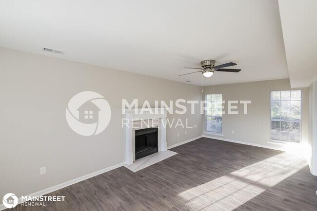 Building Photo - 2013 King Arthur Cir, Alabaster, AL 35007