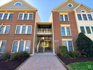 Building Photo - 12005 Ridge Knoll Dr