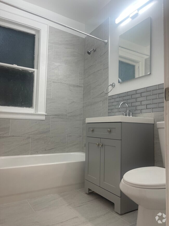 Building Photo - 54 Poe Ave