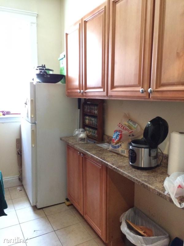Building Photo - Studio, 1 bath  - 69 Quint Ave Apt 3O