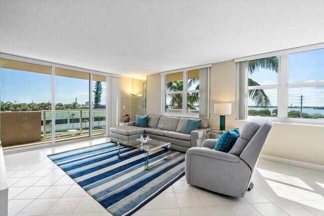 Foto del edificio - 5440 N Ocean Dr