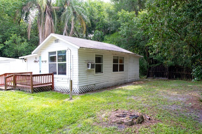 Foto del edificio - 2177 Longwood Lake Mary Rd