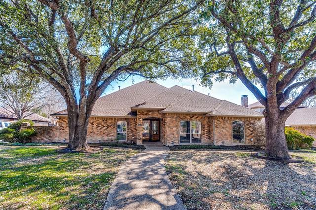 Building Photo - 10030 Woodlake Dr
