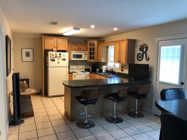Cocina con despensa - 1504 Mildred Dr