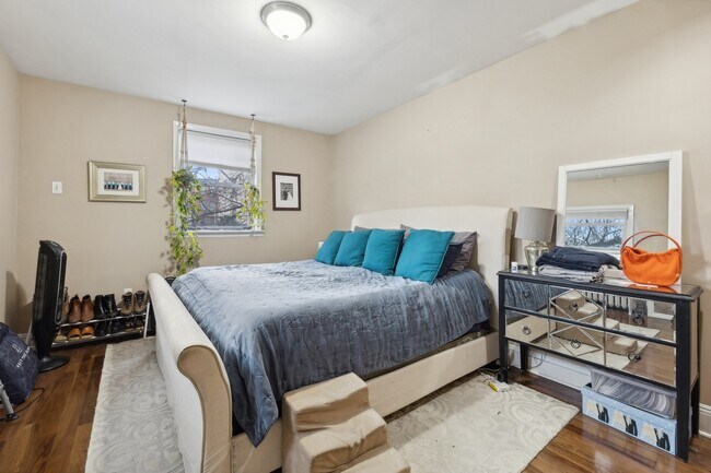 Foto del edificio - 243 Montgomery St
