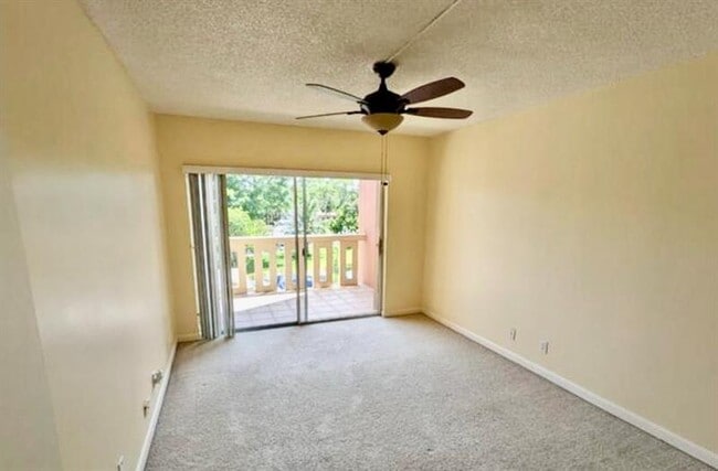 Building Photo - 1000 River Reach Dr