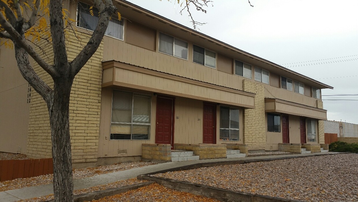 1000 W Center St Unit 1000, Fallon, NV 89406 Apartment for Rent in Fallon, NV