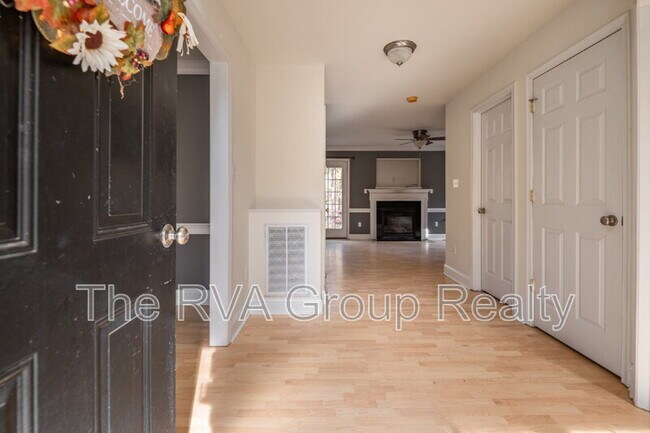 Foto del edificio - 79 River Run Ln