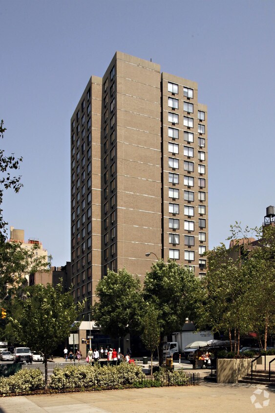 The Grayson Apartments New York, NY