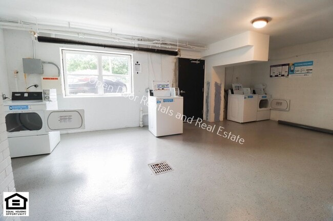 Building Photo - 1823 Griswold Dr