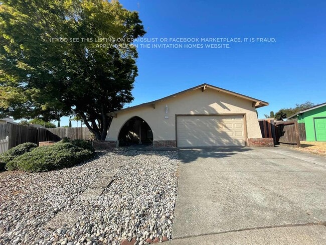 Building Photo - 1127 Cormorant Pl