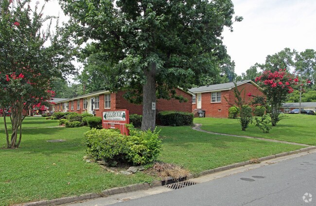 garden trail apartments reviews