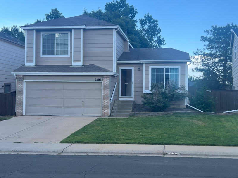 Primary Photo - 9516 S Castle Ridge Cir