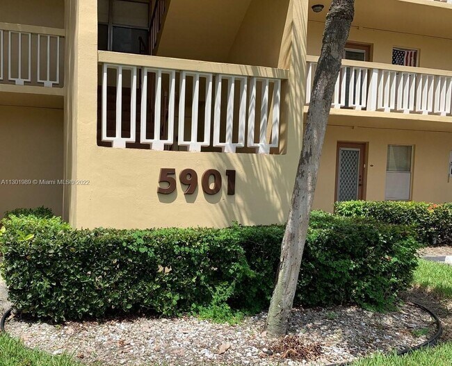 5901 NW 61st Ave Unit 303, Tamarac, FL 33319 Condo for Rent in Tamarac, FL