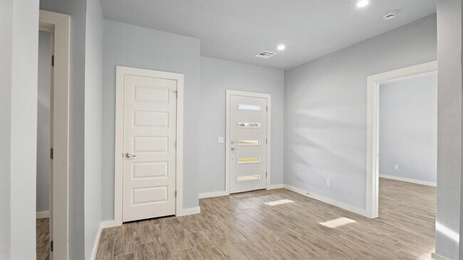 Foto del edificio - 214 Olde Ml Ct