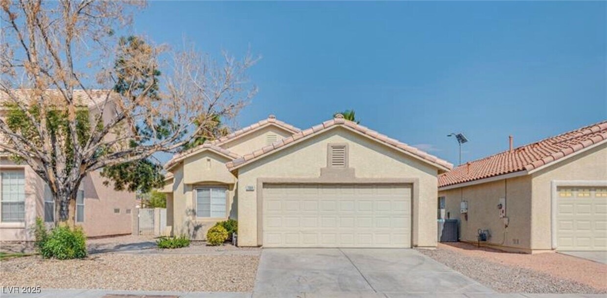 Foto principal - 7004 Wonderberry St