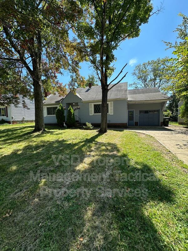 Building Photo - 130 Palmetto Ave