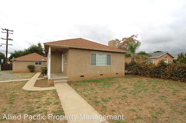 Building Photo - 2 br, 1 bath House - 801 Michigan Ave