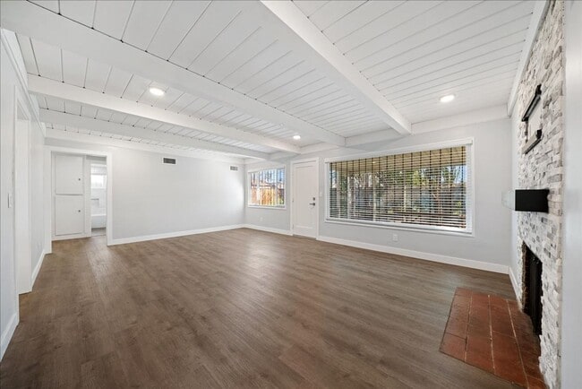 Building Photo - 2308 Cortez Ln