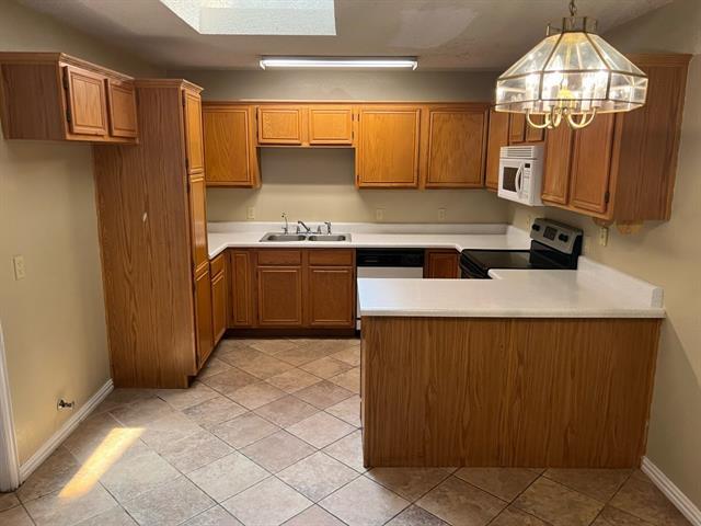 Foto del edificio - 6412 Brookcrest Dr