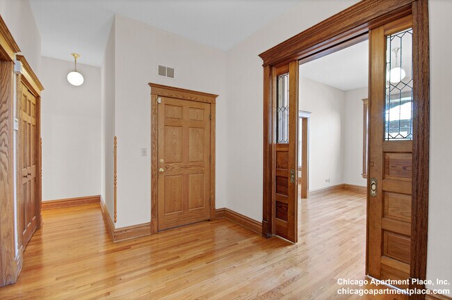 Foto del edificio - 1238 N Noble St