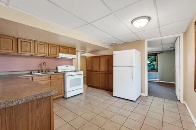 Building Photo - TM - 01 - Cliffside Dr