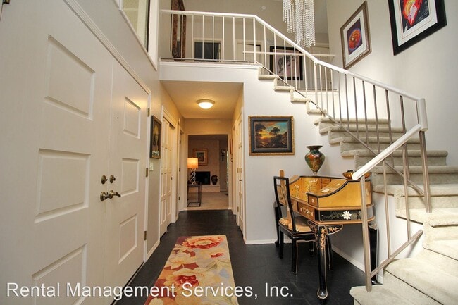 Building Photo - 3 br, 2.5 bath House - 14490 S Kelmsley Dr
