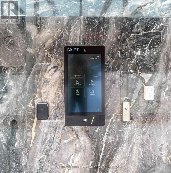 Photo du bâtiment - 117 Broadway Ave