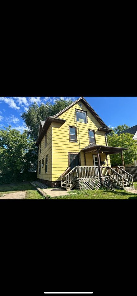 Foto del edificio - 324 4th Ave SW