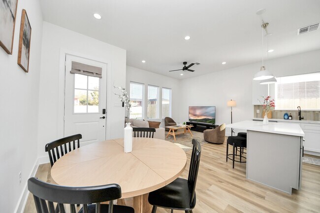 Foto del edificio - 3909 Maggie St