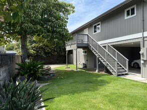 Building Photo - 210 Kalama St