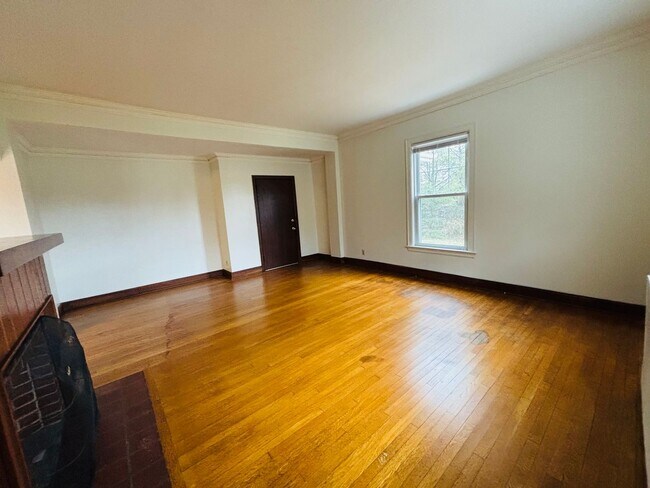 Foto del edificio - 3421 Prices Fork Rd