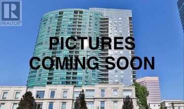 Building Photo - 25-1625 Greenview Ave