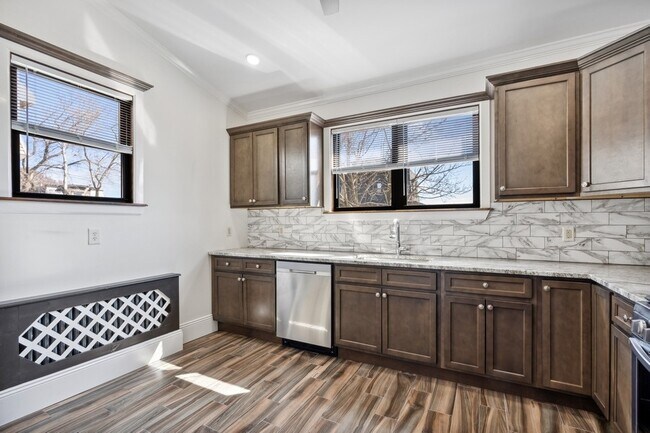 Foto del edificio - 344 Arlington Ave