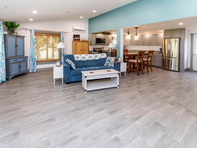 Building Photo - 4910 Limestone Dr