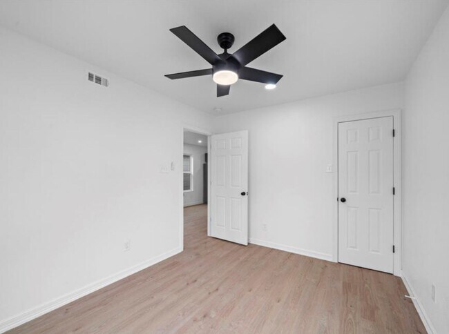 Foto del edificio - 3521 McIlhenny St